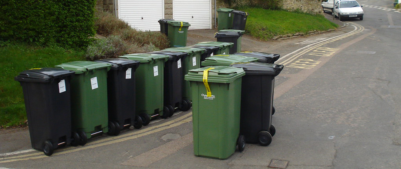 "Waste collection is changing" by allispossible.org.uk is licensed under CC BY 2.0